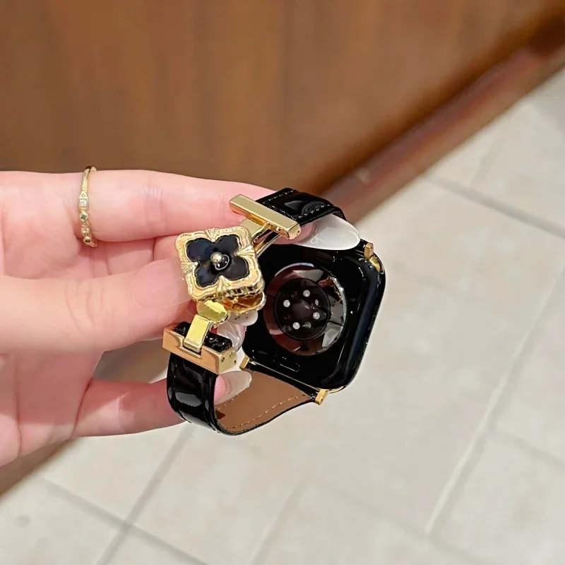 Advanced luxury leather strap  - огляд і ціна Luxury Watch Apple