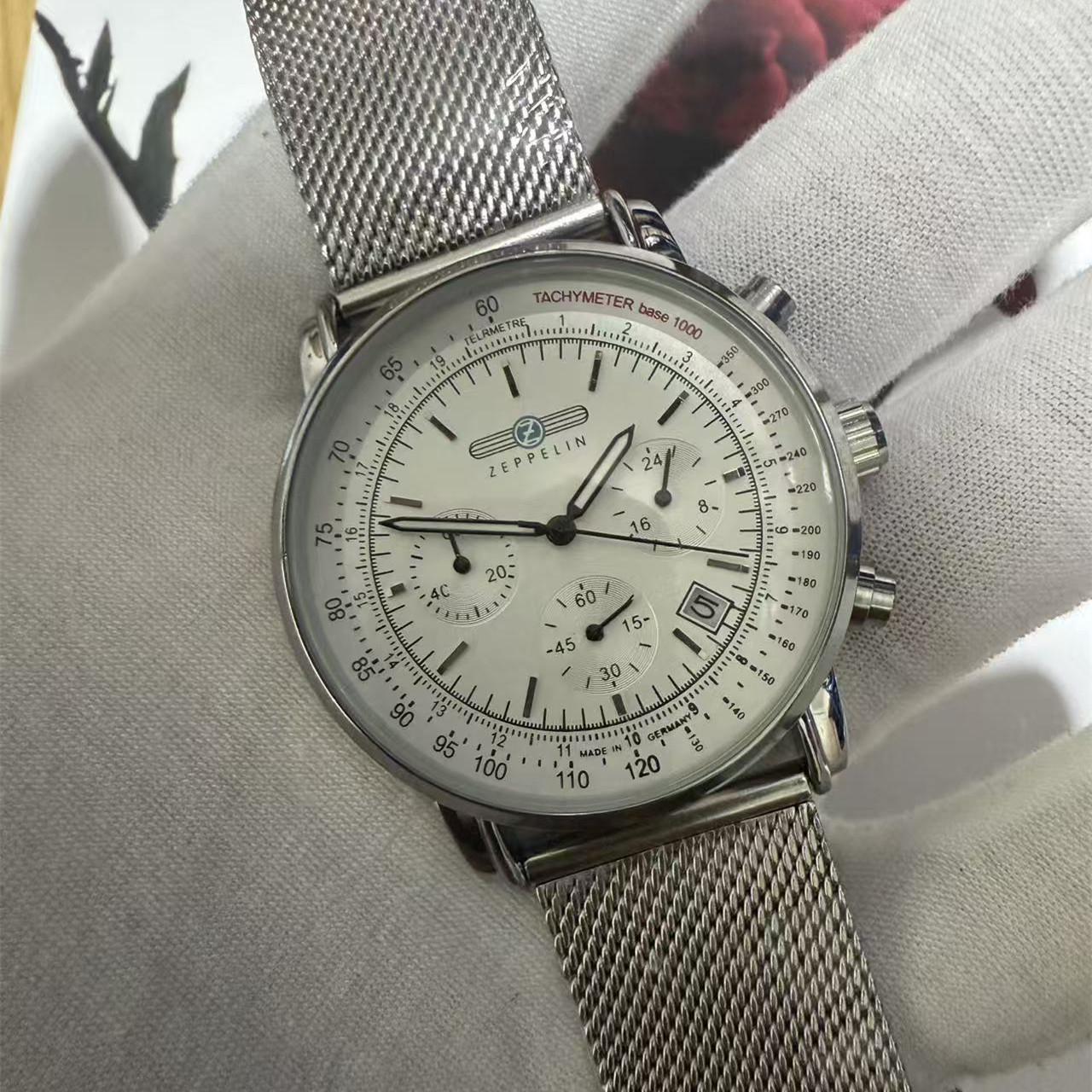 Trendy Fashion ZEPPELIN Couple - огляд і ціна Luxury Watch News