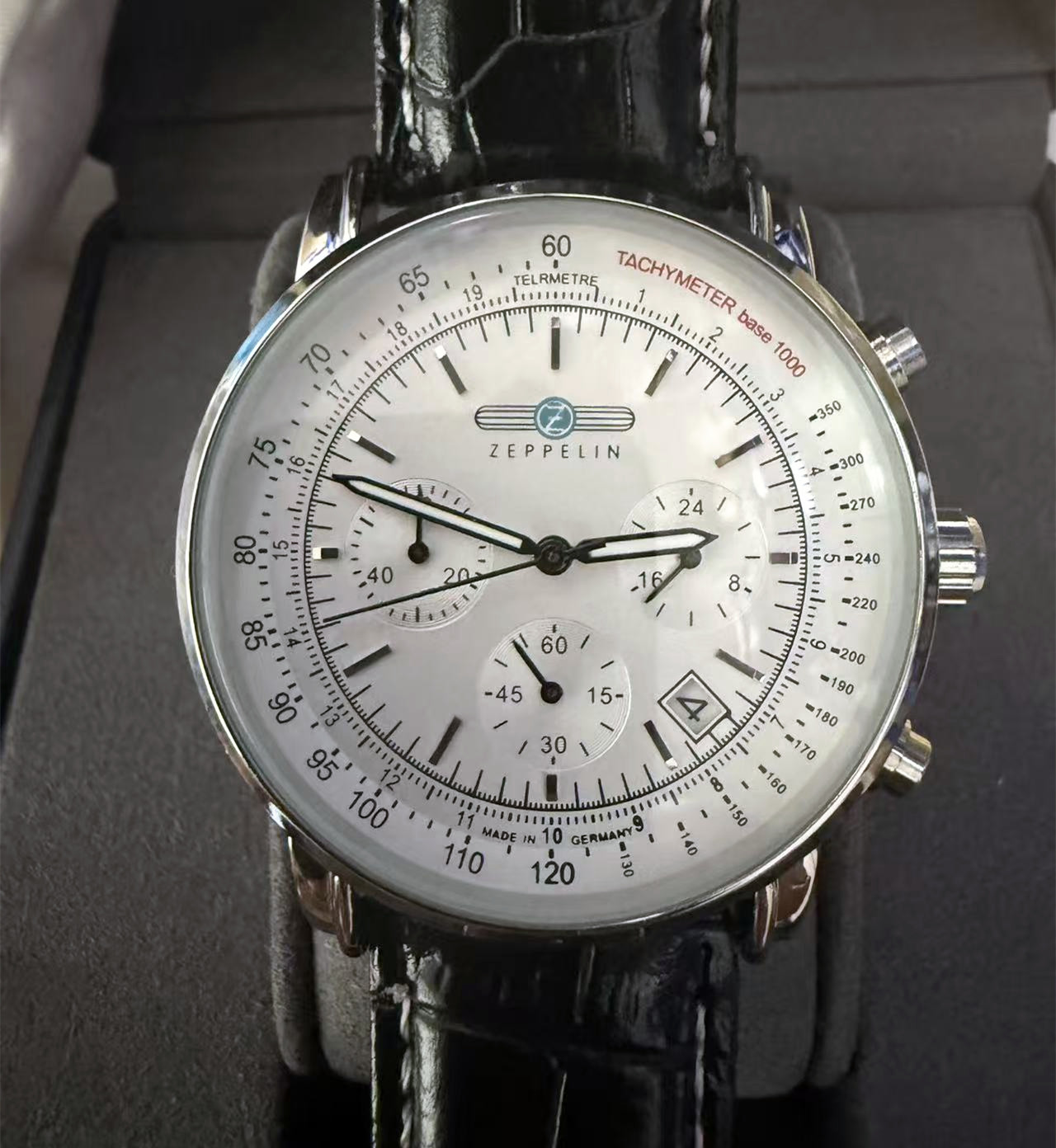 Trendy Fashion ZEPPELIN Couple - огляд і ціна Luxury Watch News