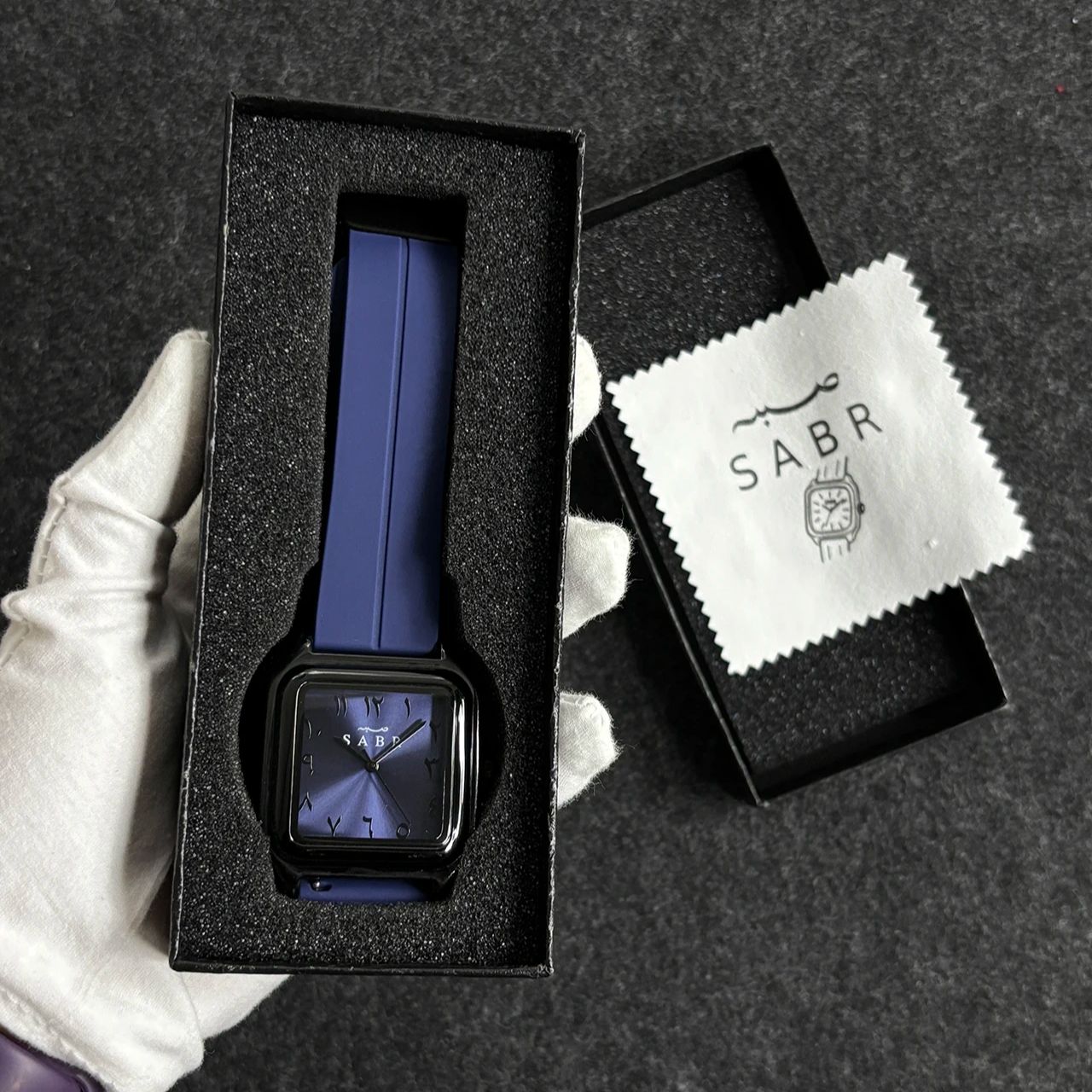 SABR Arabic Numeral Watch Men  - огляд і ціна Luxury Watch Protection Film